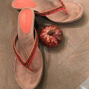 Perfect Wedge Flip Flops! LIKE NEW